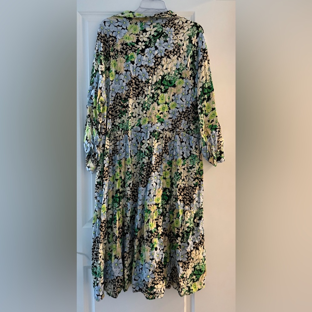 H&M Blue and Green Floral Long Sleeve Dress - Picture 5 of 9